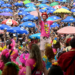Durante o Carnaval de 2026, o Brasil registrou 17% mais turistas internacionais que no ano anterior, com Rio de Janeiro recebendo 110 mil visitantes e gerando 67 milhões de dólares em receita.