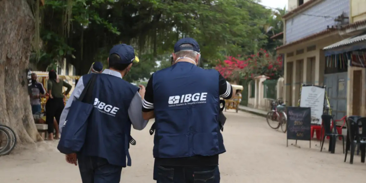 Inscritos no processo seletivo do IBGE já podem consultar o local de prova no site da FGV. Seleção oferece 9.590 vagas temporárias para APM e SCQ.