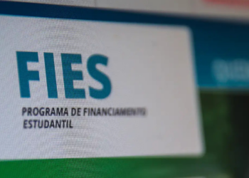 O MEC publicou o resultado da pré-seleção do Fies 2026. Estudantes têm até 24 de fevereiro para complementar a inscrição no Portal Único de Acesso ao Ensino Superior.