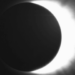 Eclipse solar anular ocorre nesta terça-feira (17) e poderá ser observado parcialmente no hemisfério sul. Confira horários, locais e cuidados para ver com segurança.