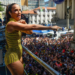 Ivete Sangalo reúne 500 mil foliões no megabloco SeráQAbre? no Rio de Janeiro. Primeira apresentação no circuito Preta Gil mistura hits e músicas do projeto “Ivete Clareou”.