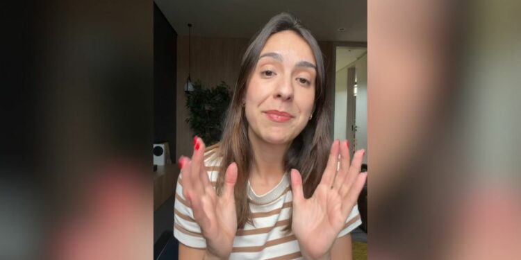 Influenciadora compartilha diagnóstico de linfoma ligado a prótese de silicone