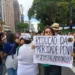 Centenas protestam em SP por justiça no caso do cão Orelha