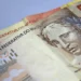 Receita Federal libera restituições da malha fina para mais de 204 mil contribuintes. Consulta pode ser feita online e pagamento ocorre via conta bancária ou Pix.