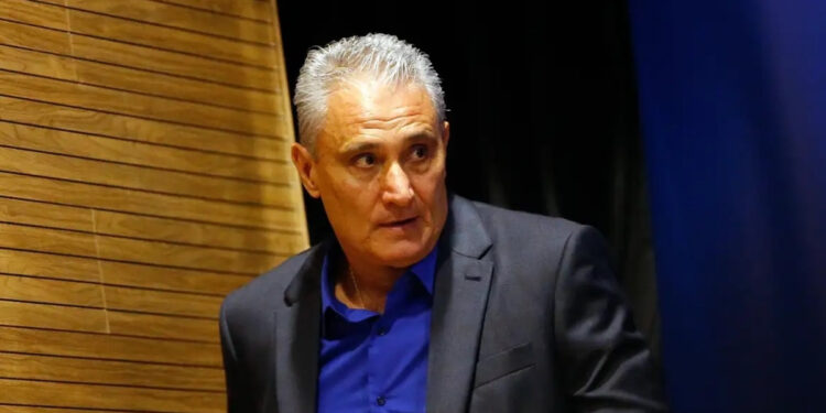 Cruzeiro demite Tite após empate com o Vasco e sequência de resultados negativos no Brasileirão.