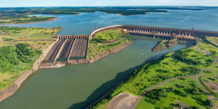 Brasil reforça segurança energética com maior leilão da história