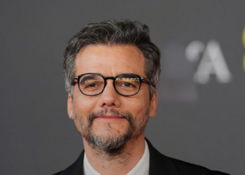 Wagner Moura será apresentador do Oscar 2026 e concorre ao prêmio de Melhor Ator pelo filme O Agente Secreto, dirigido por Kleber Mendonça Filho.