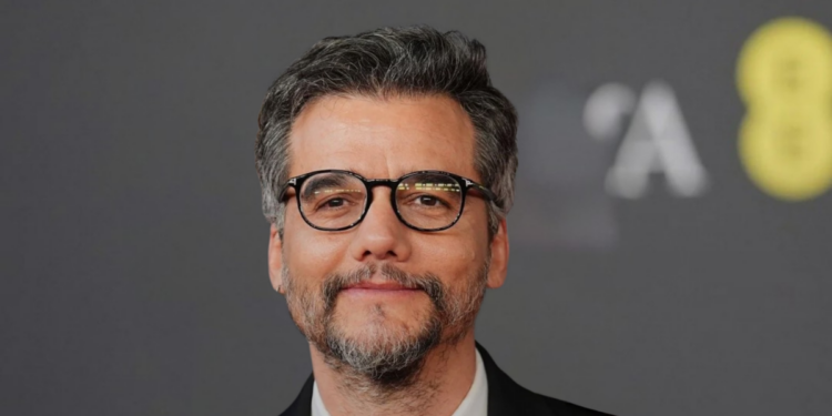 Wagner Moura será apresentador do Oscar 2026 e concorre ao prêmio de Melhor Ator pelo filme O Agente Secreto, dirigido por Kleber Mendonça Filho.