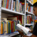 Alerj aprova projeto que cria o programa Jovens Embaixadores do Livro para incentivar leitura e formação cultural entre jovens no estado do Rio de Janeiro.