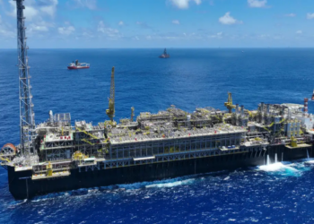 A Petrobras pagou R$ 277,6 bilhões em tributos e participações governamentais em 2025, mantendo-se a maior contribuinte do país e beneficiando União, estados e municípios.