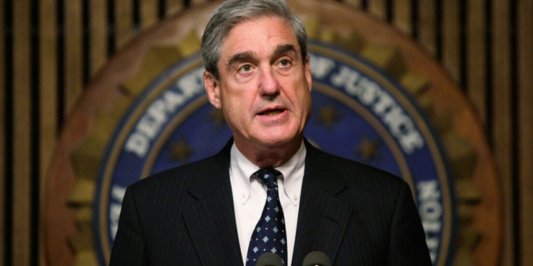 Robert Mueller, ex-diretor do FBI e responsável pela investigação do Russiagate, morreu aos 81 anos. Ele teve papel central na apuração sobre interferência russa nas eleições dos EUA em 2016.