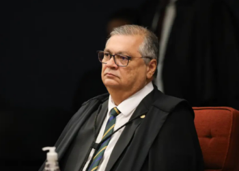 O STF requisitou documentos sobre emendas parlamentares do senador Carlos Viana à Igreja da Lagoinha, após suspeitas de direcionamento de R$ 3,6 milhões à Fundação Oásis.