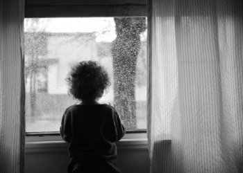 Violência contra menores: Minas registra milhares de casos em um ano
