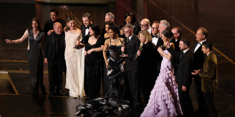 O Agente Secreto, indicado a quatro Oscars, incluindo Melhor Ator e Melhor Filme Internacional, não conquista prêmios na edição de 2026, apesar do reconhecimento internacional