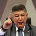 Carlos Viana (Podemos-MG) defendeu o afastamento do ministro Alexandre de Moraes até conclusão da investigação sobre sua suposta relação com Daniel Vorcaro, citando mensagens divulgadas por Malu Gaspar.