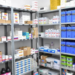 Governo brasileiro monitora efeitos da guerra no Oriente Médio sobre medicamentos, mas afirma que abastecimento segue normal.