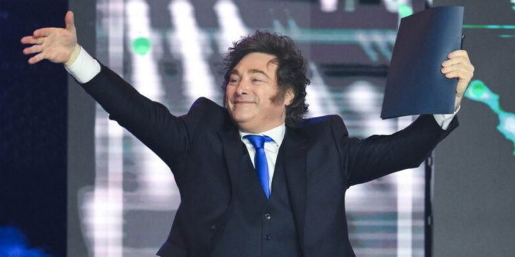 Milei diz que Argentina pode se tornar potência energética e atender demanda da Europa em meio à crise internacional.