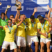 Seleção brasileira conquista título com vitória por 7 a 1 sobre o Japão no beach soccer.