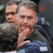 STF concede prisão domiciliar a Bolsonaro por 90 dias após internação em Brasília. Medida começa após alta e prevê monitoramento eletrônico.