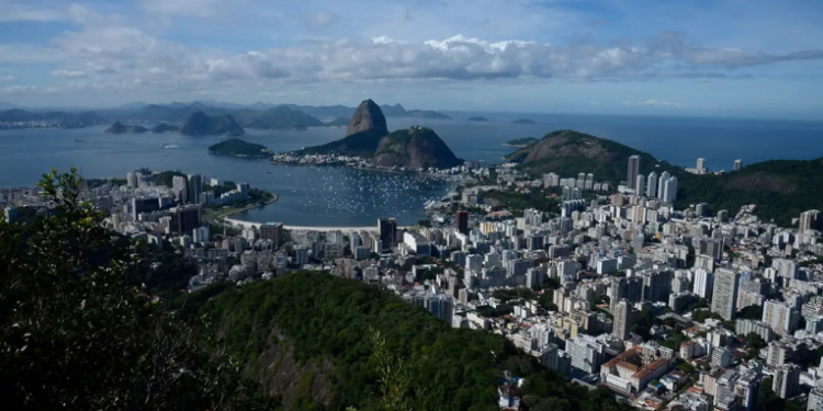 O Rio de Janeiro completa 461 anos celebrando sua história, cultura e música. Do samba ao funk, a cidade encanta com sua diversidade e beleza única.