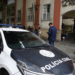Novos casos de violência sexual contra adolescentes do Colégio Pedro II são investigados pela Polícia Civil do RJ. Dois suspeitos seguem foragidos, e mandados de busca foram emitidos.