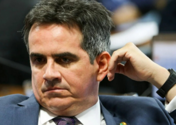 Mensagens do banqueiro Daniel Vorcaro citam um pagamento a “Ciro” e trocas de diálogo com o senador Ciro Nogueira (PP-PI). O parlamentar nega qualquer relação e afirma não ter recebido valores, enquanto a PF analisa os indícios.