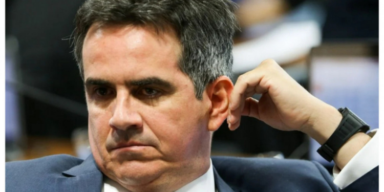Mensagens do banqueiro Daniel Vorcaro citam um pagamento a “Ciro” e trocas de diálogo com o senador Ciro Nogueira (PP-PI). O parlamentar nega qualquer relação e afirma não ter recebido valores, enquanto a PF analisa os indícios.