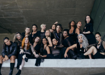 O espetáculo “Ainda Não!”, na Cidade das Artes, valoriza a dança de mulheres maduras, promovendo empoderamento, liberdade corporal e reflexão sobre etarismo.