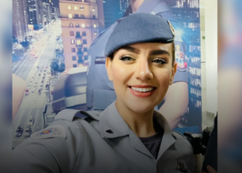 Exames após exumação de Gisele Santana revelam marcas no pescoço e outras áreas, aprofundando investigação sobre morte ocorrida em Suzano. Polícia Civil e Corregedoria da PM seguem apurando o caso.