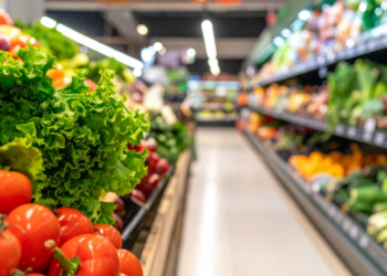 Consumo interno mantém indústria de alimentos aquecida no Brasil. Setor cresce, representa 10% do PIB e movimenta cerca de R$ 1,4 trilhão na economia nacional.