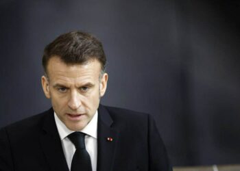 Presidente da França pede contenção militar de Israel no Líbano em meio à crise regional