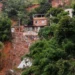 Autoridades intensificam vistorias e mantêm isolamento de áreas afetadas pelas chuvas na Zona da Mata de Minas Gerais devido ao risco de deslizamentos.
