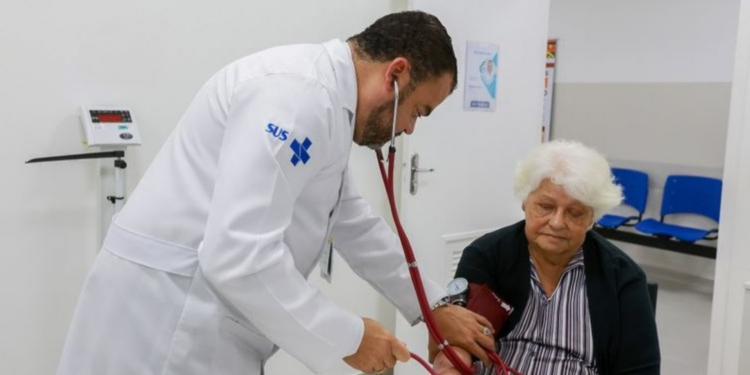 Crescimento do VSR no Brasil acende alerta. Vírus já representa parcela relevante dos casos graves respiratórios.