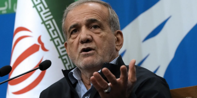 Mobilização no Irã intensifica tensão internacional.