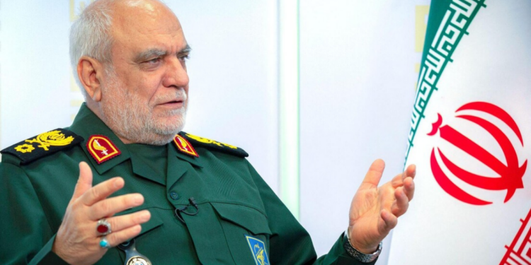 Ataque aéreo coordenado por Estados Unidos e Israel matou Majid Khademi, chefe da inteligência da Guarda Revolucionária do Irã, em Teerã, elevando tensões no Oriente Médio