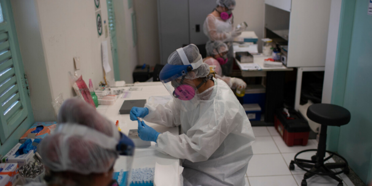 Limitação de recursos previstos na Lei Orçamentária Anual coloca em risco operações de 17 instituições científicas federais, afetando saúde, meio ambiente e setor industrial