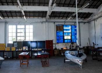 Novo centro na UFRJ vai capacitar moradores da Baía de Guanabara em economia do mar, sustentabilidade e geração de renda, com foco em comunidades tradicionais.