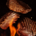 Ranking do TasteAtlas coloca fraldinha, alcatra e picanha entre os 20 melhores pratos do mundo, reforçando a força do churrasco brasileiro na gastronomia global.
