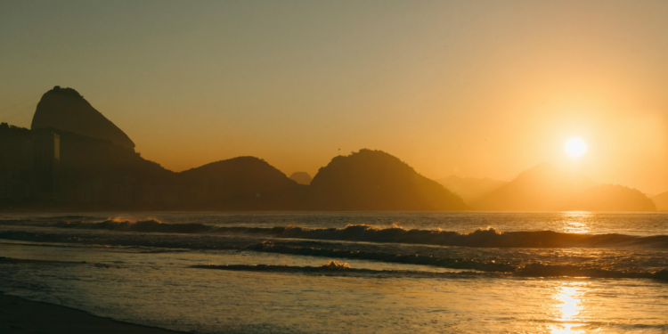Previsão do tempo indica semana de sol e tempo firme no Rio de Janeiro até quinta-feira (16), com temperaturas entre 16°C e 33°C e sem chuva.