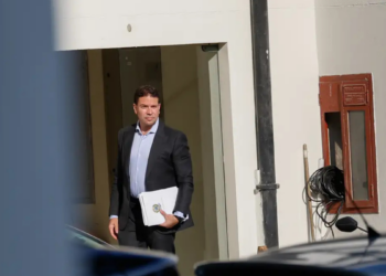 Alexandre Ramagem é detido nos Estados Unidos e passa a responder a processo de extradição. Ex-deputado estava foragido após condenação no STF.