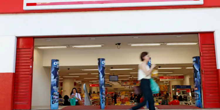 Justiça do Rio confirma venda da Uni.Co (Imaginarium e Puket) pela Americanas para a Fan Store após disputa com credores e empresas.