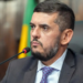 Aliados e advogados negam suposta delação de Rodrigo Bacellar após boato ganhar força nas redes sociais.
