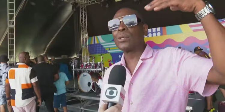 Binho Percussão, integrante do Pique Novo, morre aos 55 anos. Músico também atuou como mestre de bateria da Beija-Flor no Rio de Janeiro.