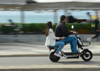 Decreto define regras para veículos elétricos no Rio.