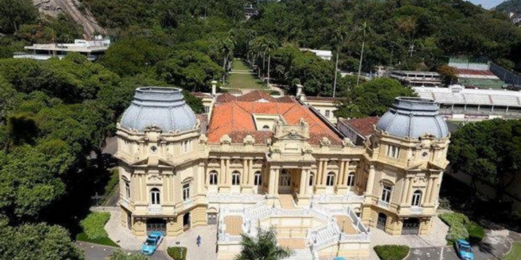 Faxina no governo do Rio derruba grupos políticos tradicionais