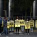 Protesto no Rio critica energia cara e cobra mudanças na Petrobras após lucro elevado.