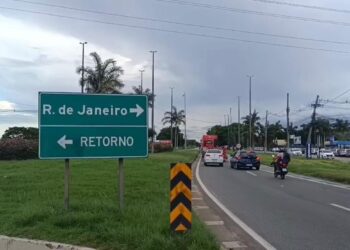 Motoristas que pretendem pegar a estrada durante o feriado prolongado de Páscoa devem encontrar trânsito mais intenso na BR-101