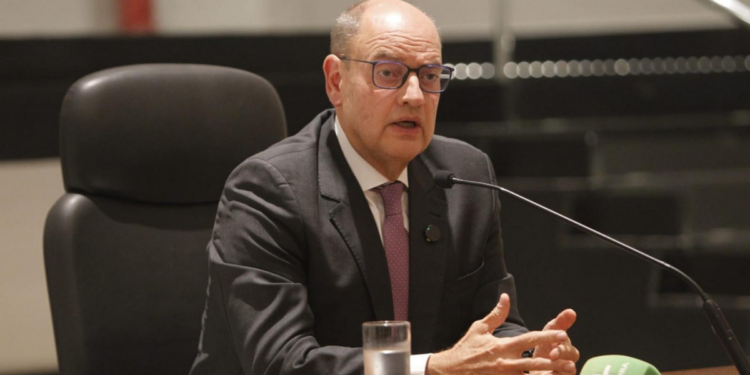 Governo do RJ nomeia novos secretários e avança em reestruturação administrativa.