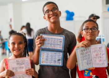 Vacinação em queda no Brasil pode trazer doenças de volta. Entenda.