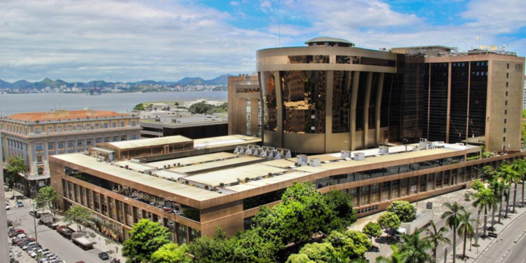 Semana de combate ao assédio do TJRJ promove palestras e ações educativas em diversas regiões do RJ.
